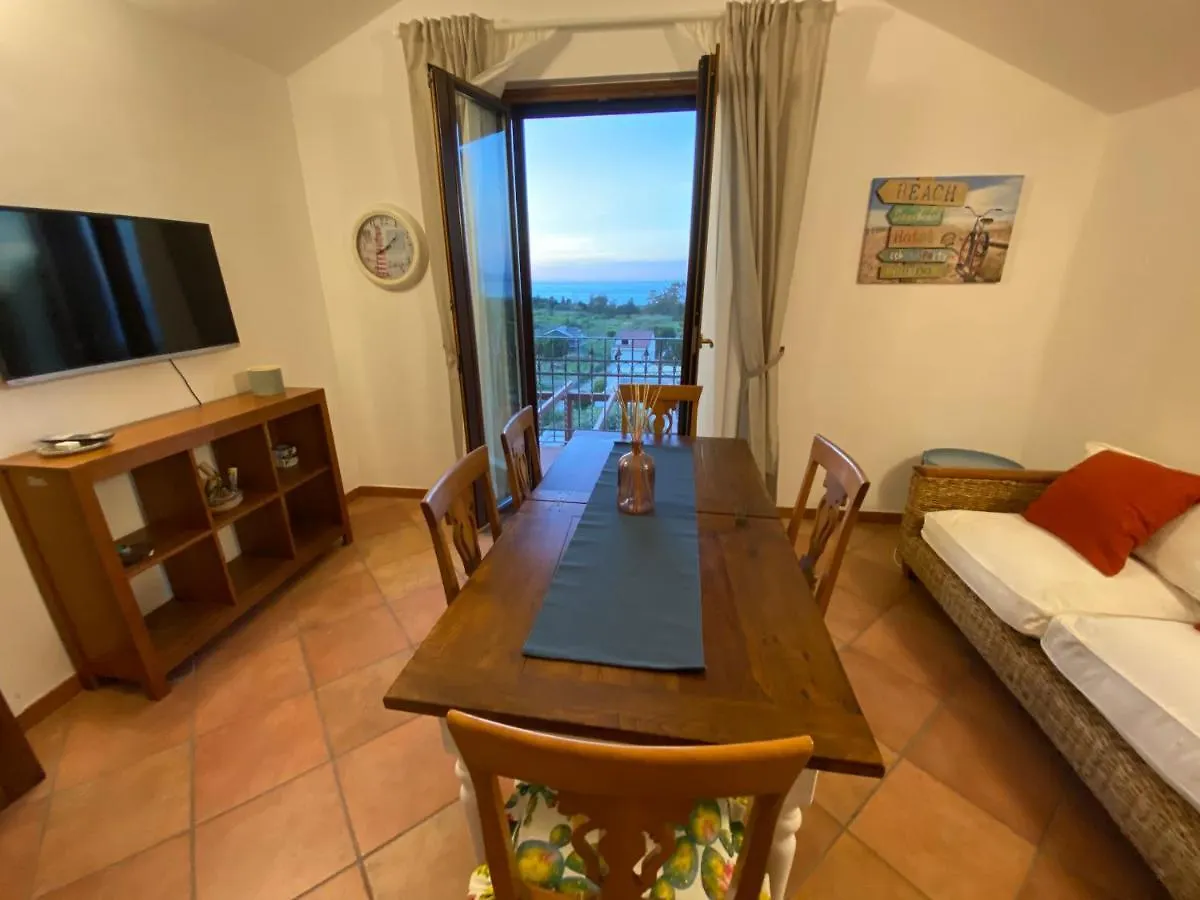 Σπίτι διακοπών Tyrrhenian Sea Apartment Torre di Faro
