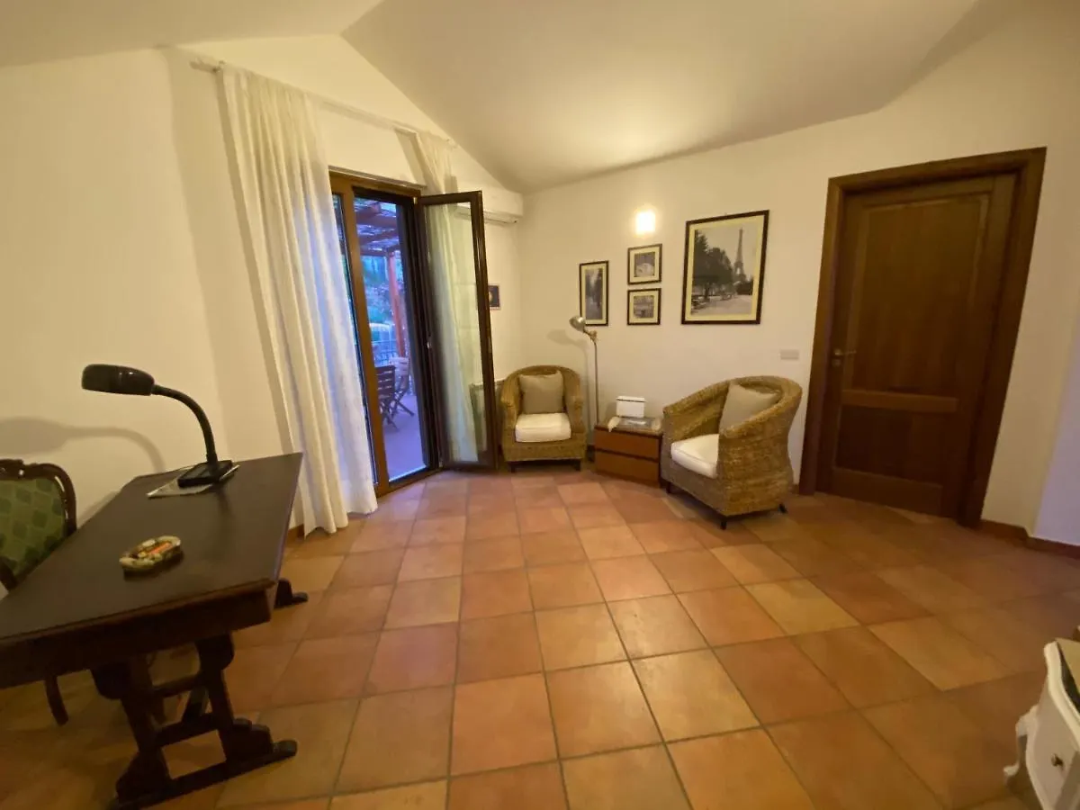 Tyrrhenian Sea Apartment Torre di Faro 0*,