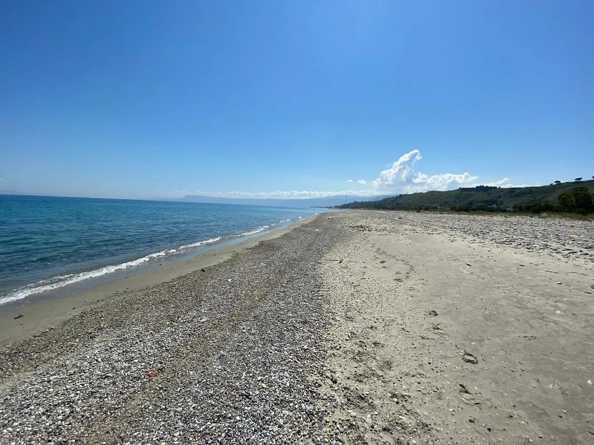 Tyrrhenian Sea Apartment Torre di Faro Σπίτι διακοπών
