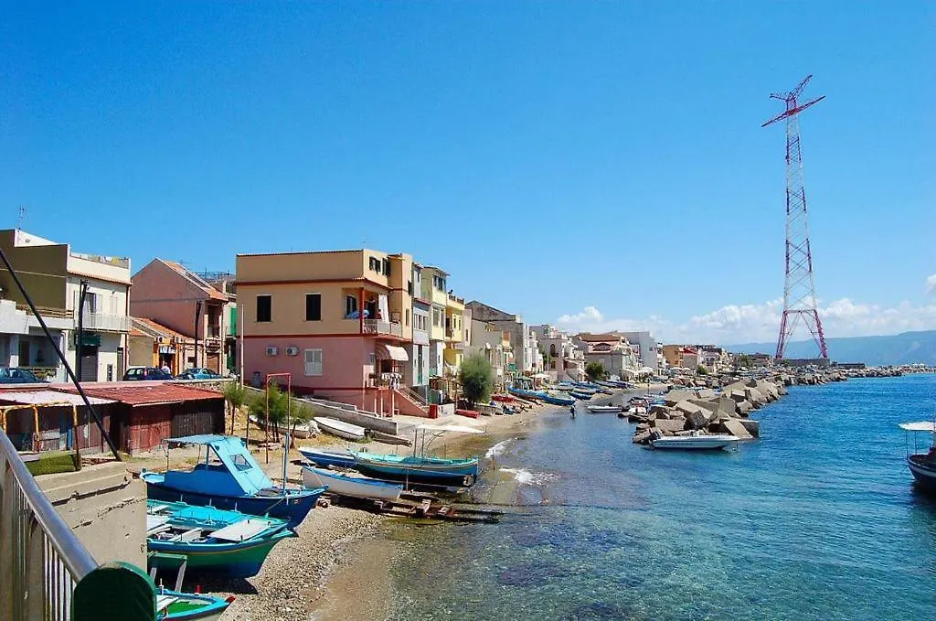 Tyrrhenian Sea Apartment Torre di Faro Σπίτι διακοπών