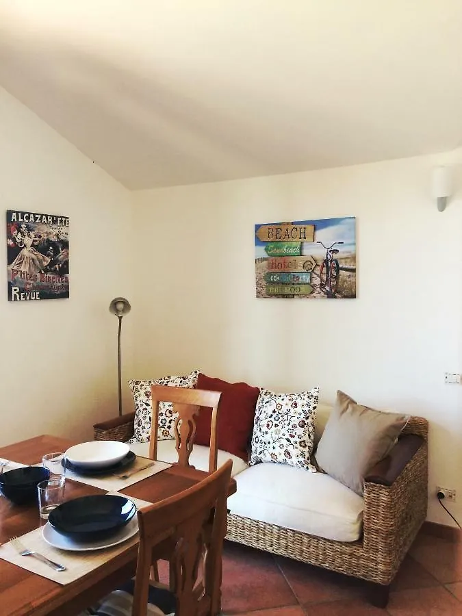 בית נופש Torre di Faro Tyrrhenian Sea Apartment